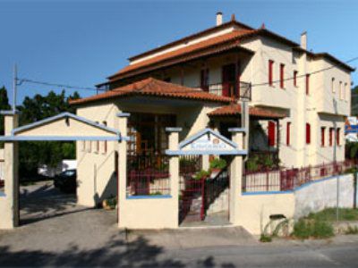 Hotel Kavouris Skopelos Town Exterior photo