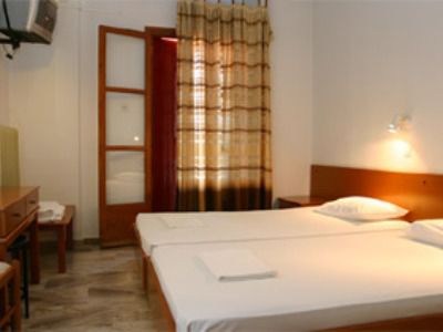 Hotel Kavouris Skopelos Town Exterior photo